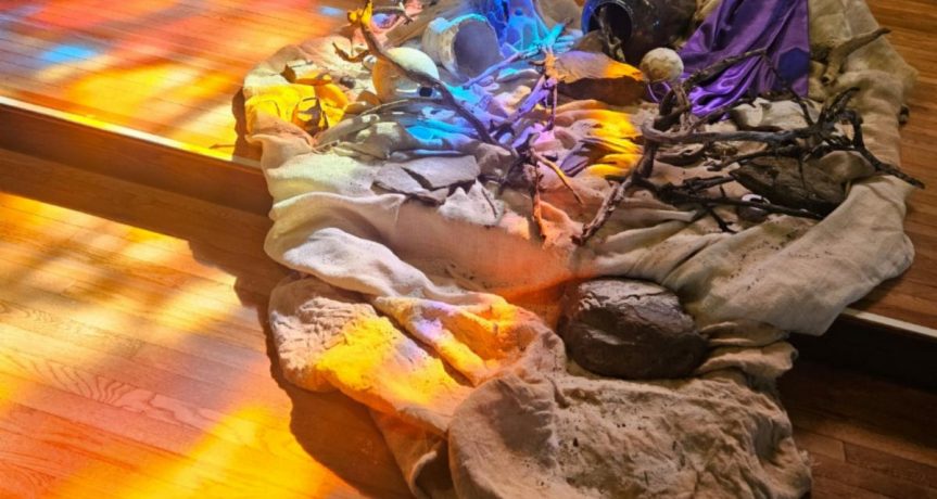 Lenten Alterscape by the Flower Guild